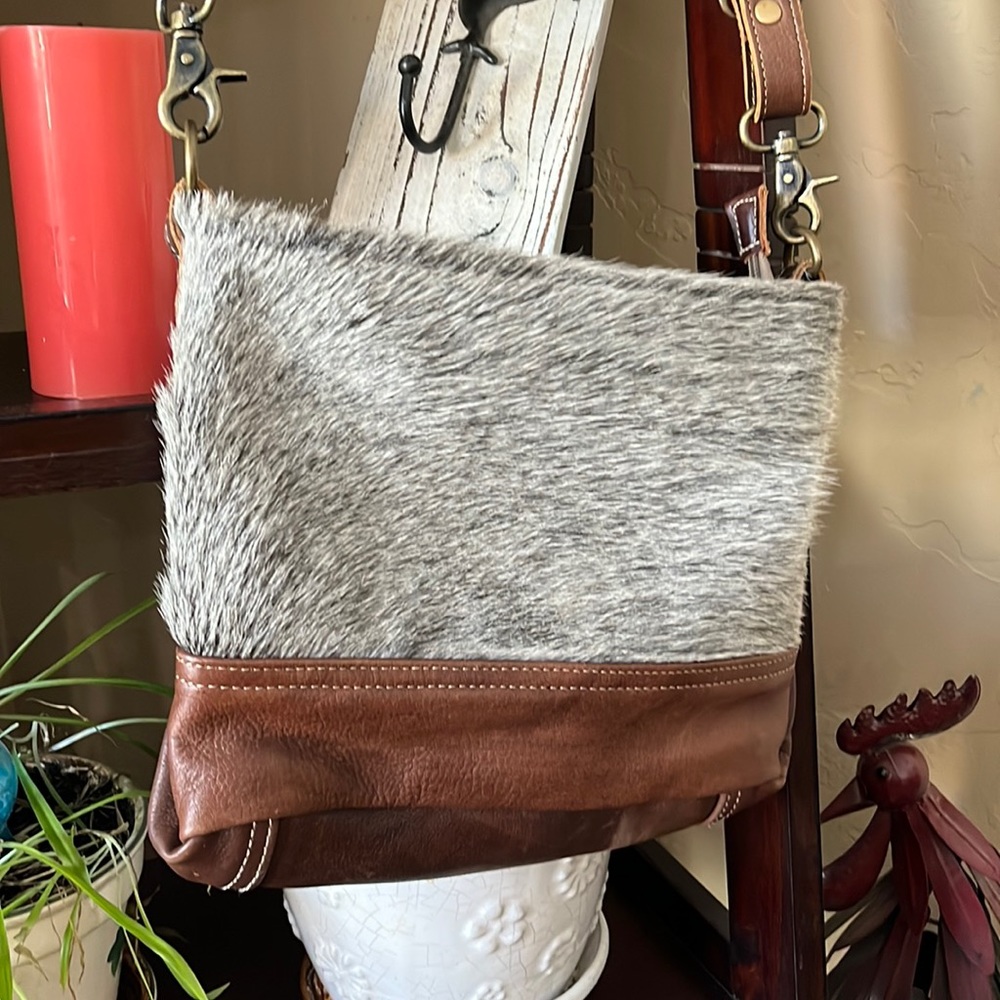 Maya Bag - Cross body purse